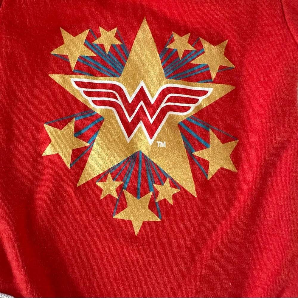 Wonder Woman Infant Set - Picture 4 of 11